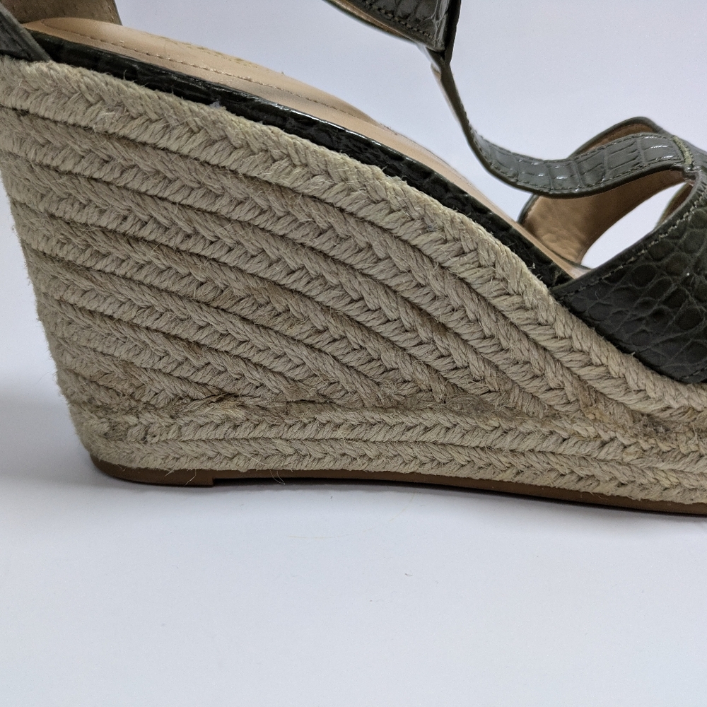 Ralph Lauren Hale Wedge T-Strap Open Toe Green Leather Sandals Size 10 B - Picture 7 of 10